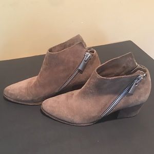 Belle by Sigerson Morrison”Lara” boot